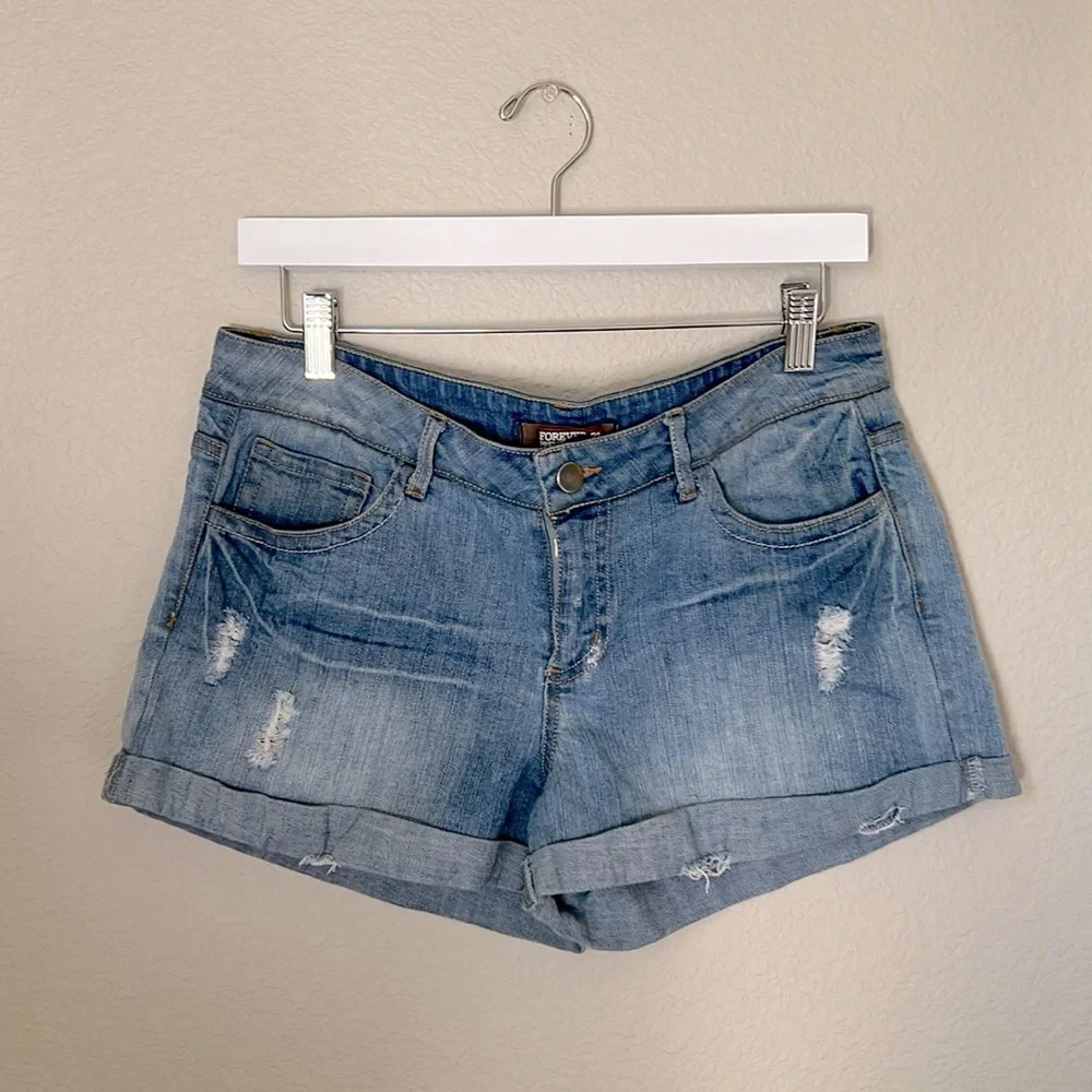 FOREVER 21 denim shorts